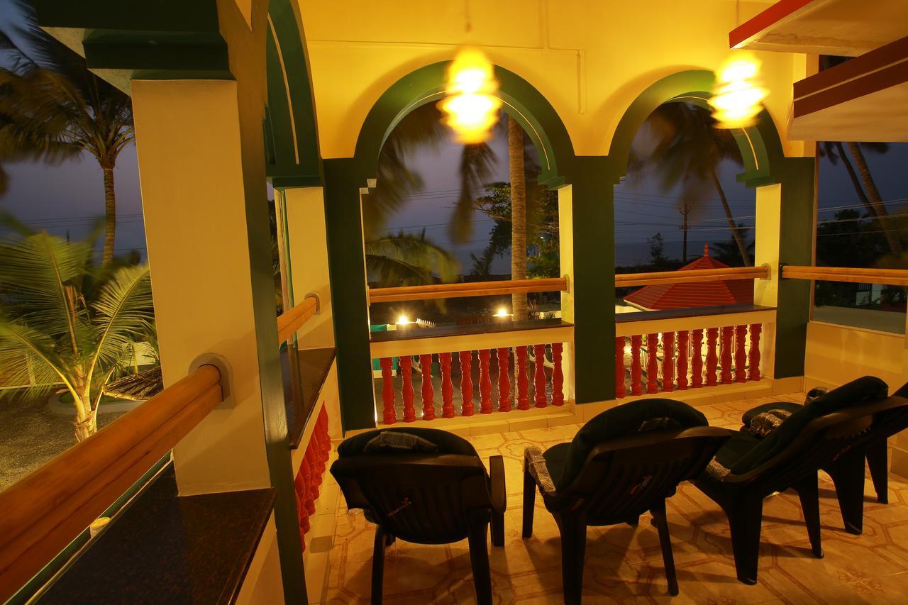 Sunset Beach Villa Cherai Kochi Esterno foto