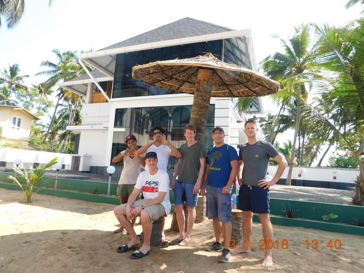 Sunset Beach Villa Cherai Kochi Esterno foto